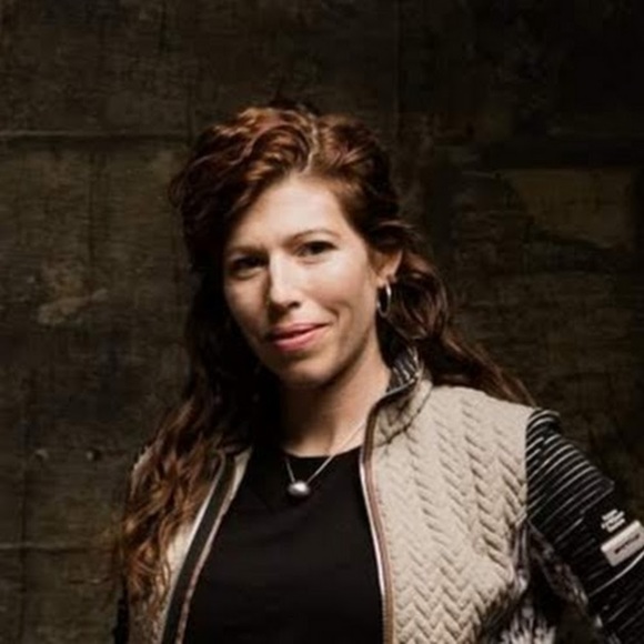 Meet your Posher, Laurah - Picture 1 of 1